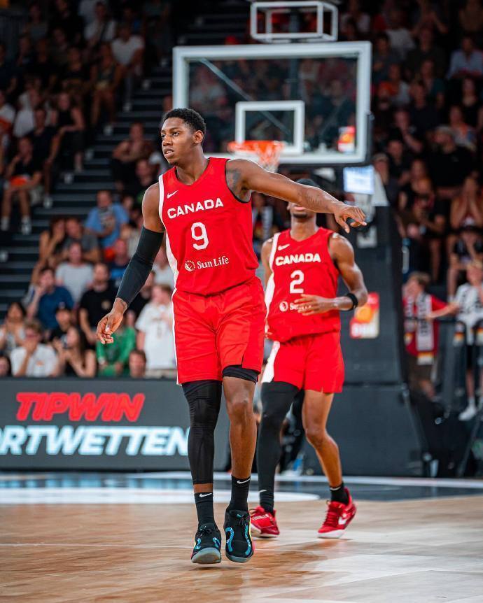 加拿大篮球明星在北美联赛中展现实力,备受期待的简单介绍 加拿大篮球明星在北美联赛中展现实力,备受期待的简单介绍