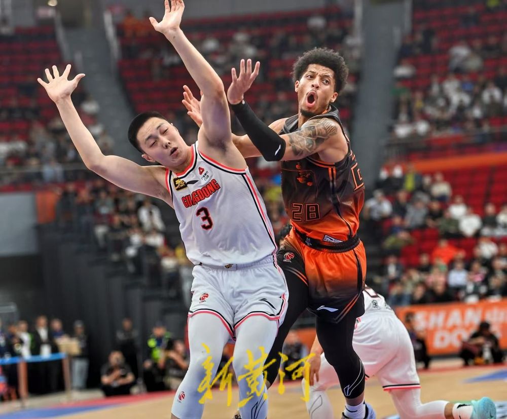 山东男篮大胜竞争对手，实现六连胜